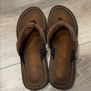 NWT Clarks Leather Sandals